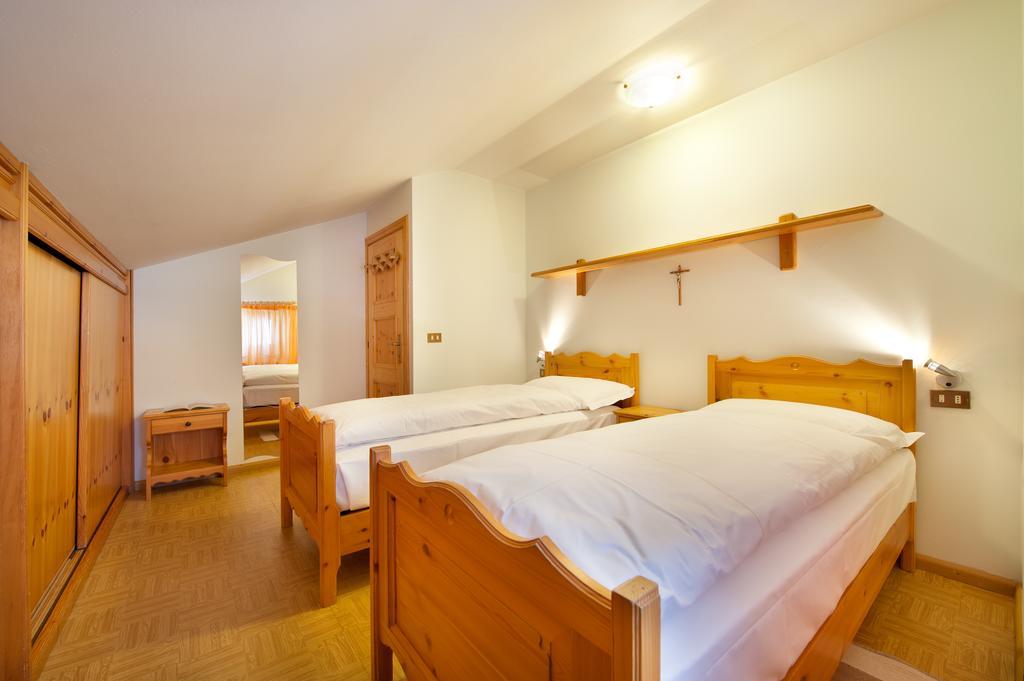 Appartamenti 3000 Livigno Habitación foto